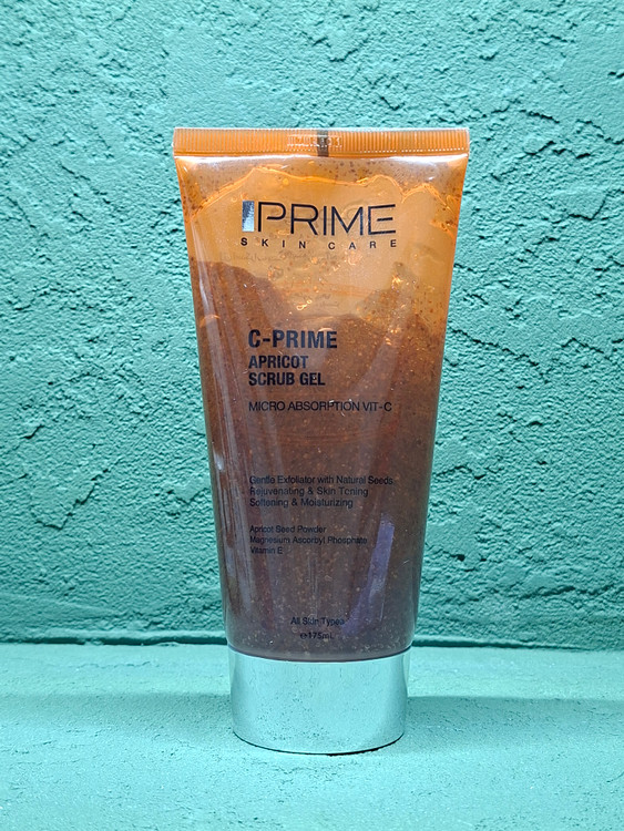 اسکراب صورت مدل زردآلو پرایم