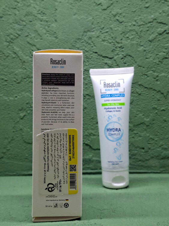 خرید آبرسان پوست چرب rosaclin