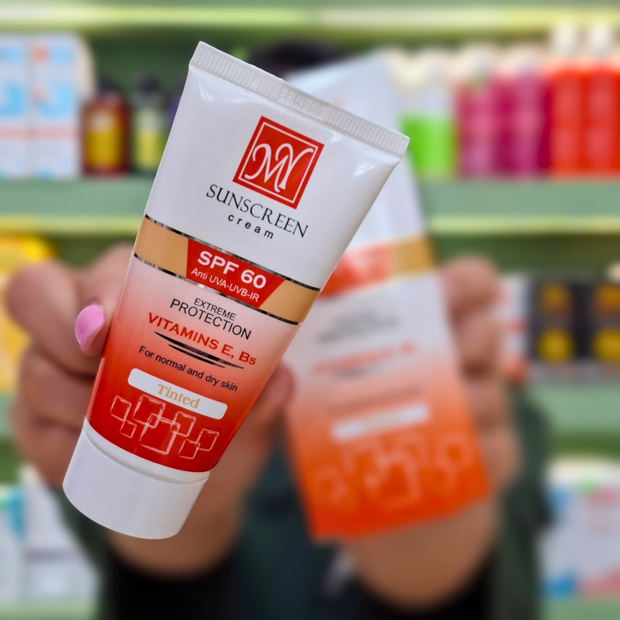 کرم ضد آفتاب رنگی SPF60 مای برای پوست نرمال و خشک