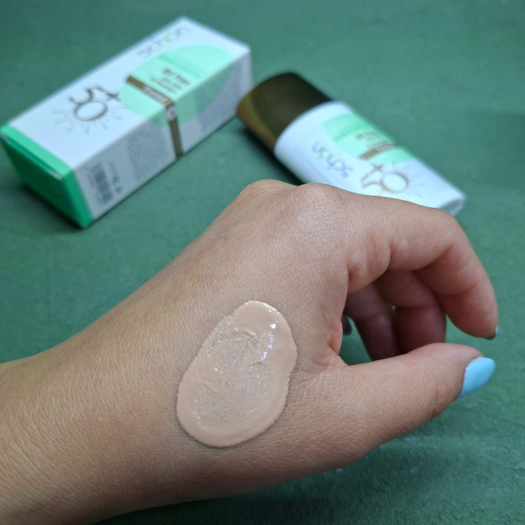 ضد آفتاب فلوئید رنگی شون مدل Dew Shield با SPF 50 حجم 50 میلی لیتر