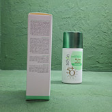 ضد آفتاب فلوئید بی رنگ شون مدل Dew Shield با SPF 50 حجم 50 میلی لیتر