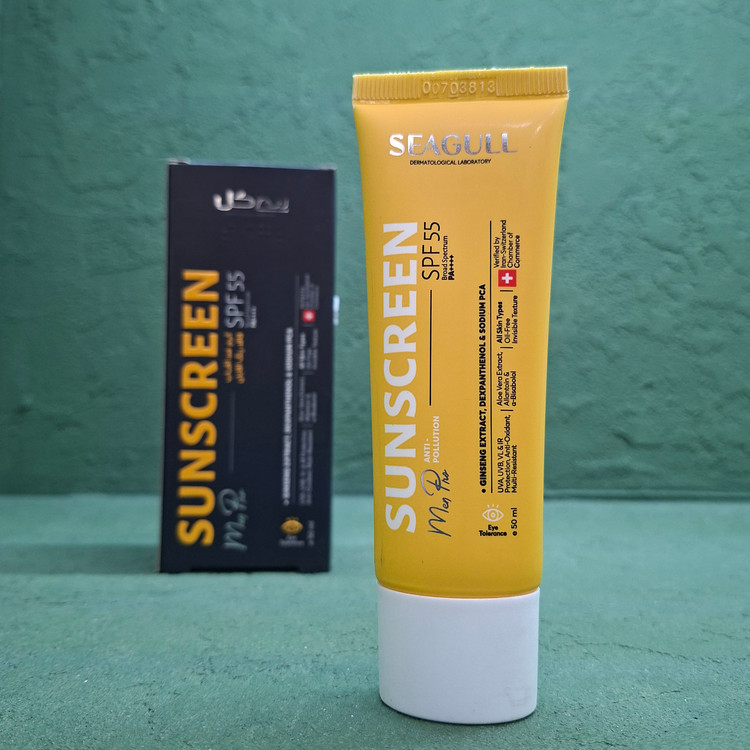 کرم ضد آفتاب فاقد رنگ آقایان سی گل spf 55
