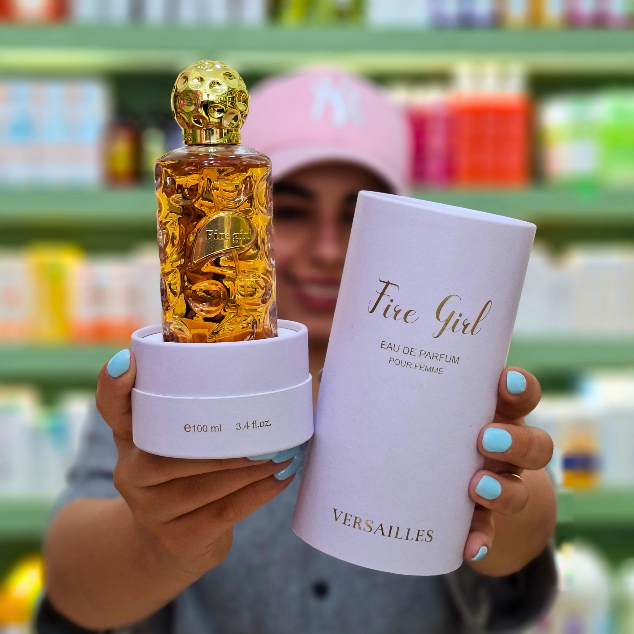 عطر زنانه ورسای مدل فایر گرل حجم ۱۰۰ میلی‌لیتر